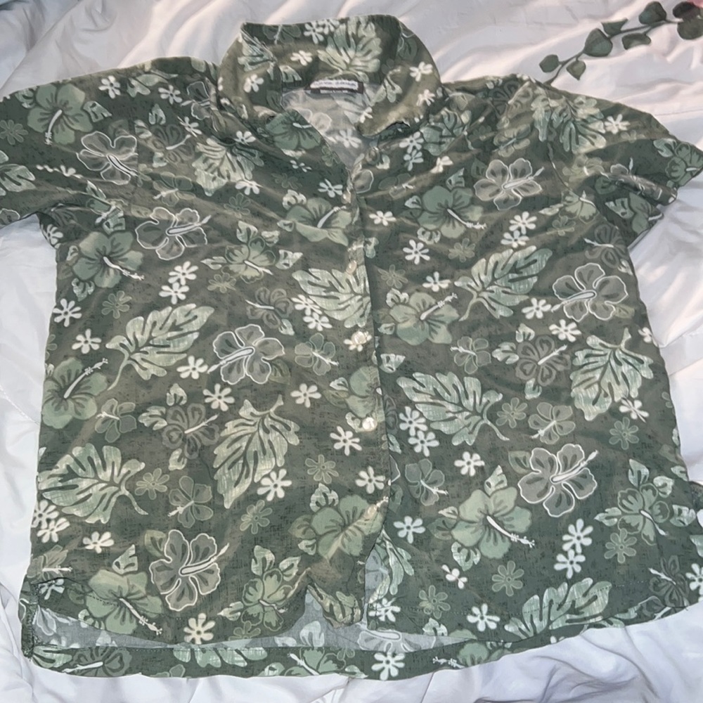 Aqua Blues Green Floral Cropped Button-Up Hawaiian Shirt | Size Large